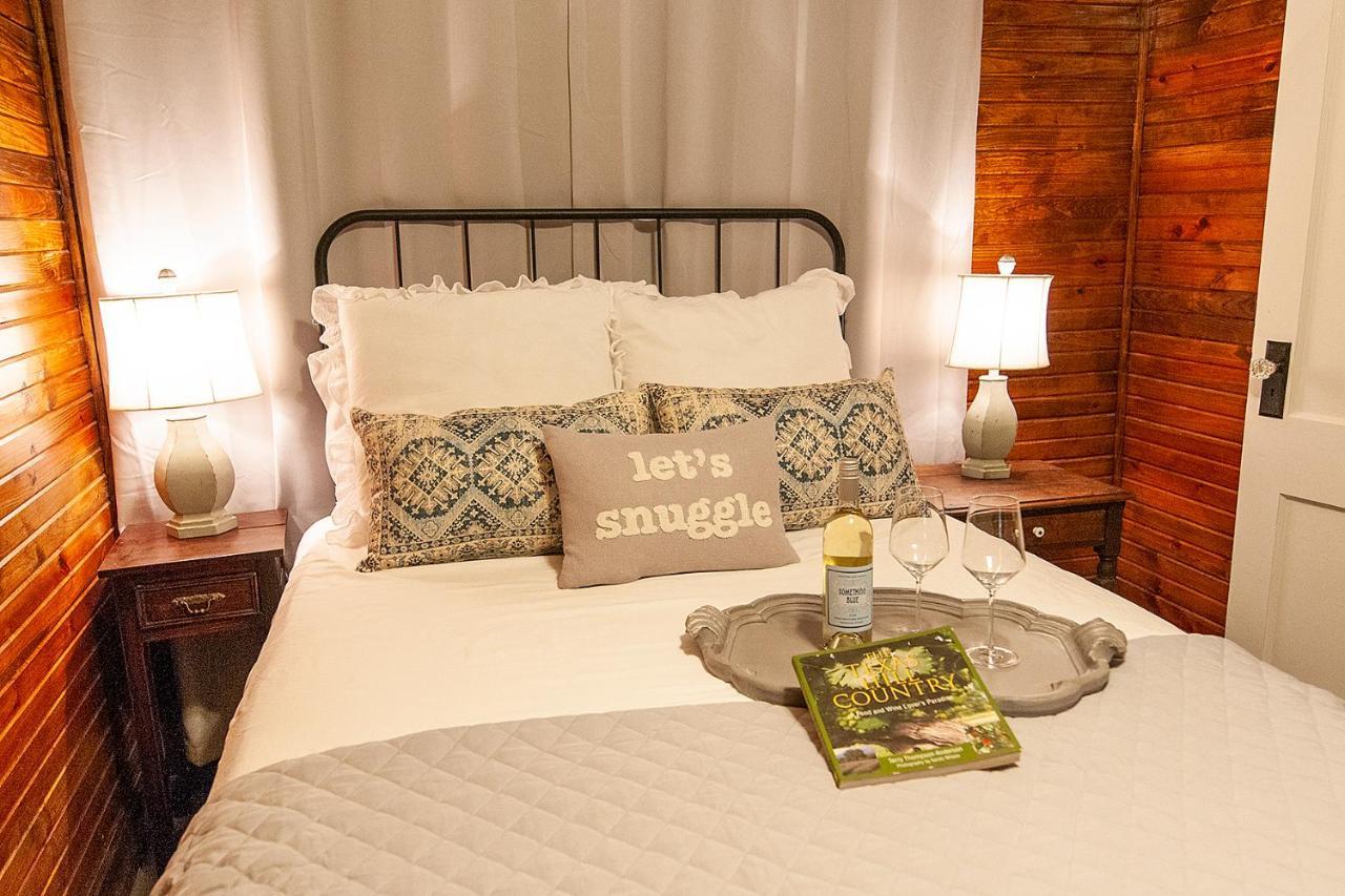 Dabbs Hotel Bed And Breakfast Llano Екстериор снимка