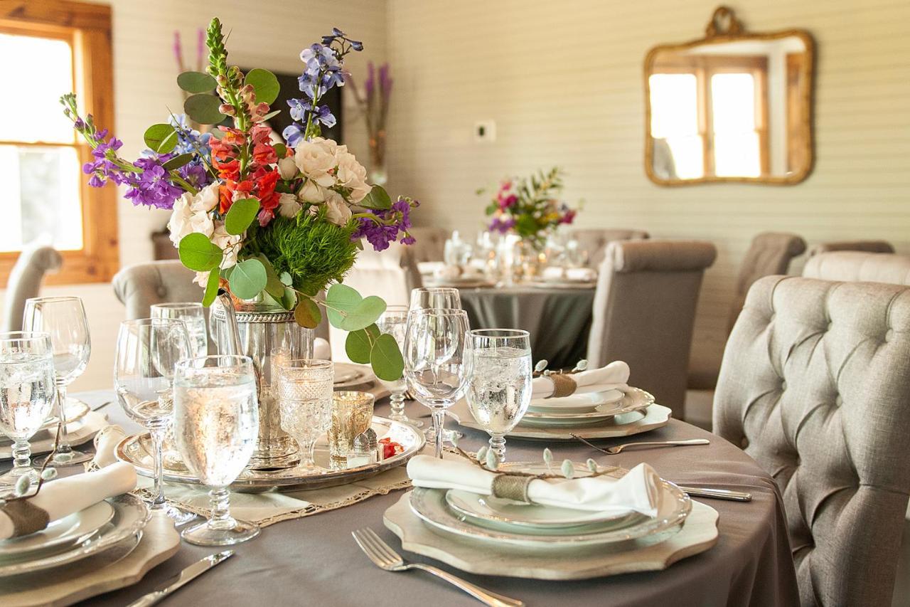 Dabbs Hotel Bed And Breakfast Llano Екстериор снимка